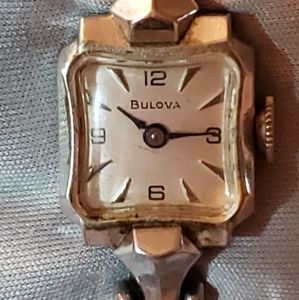 Vintage Bulova L7 Womans Watch (1957)